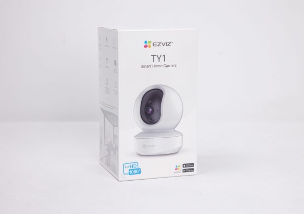 EZVIZ TY1 2MP TELECAMERA DA INTERNO MOTORIZZATA FULL HD. WI-FI 2.4 GHZ.